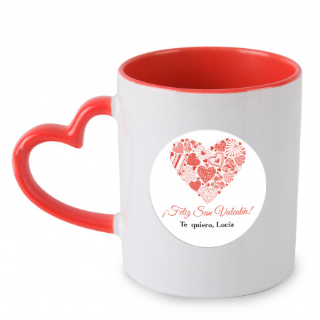 Caneca de coração com adesivo personalizável para detalhes