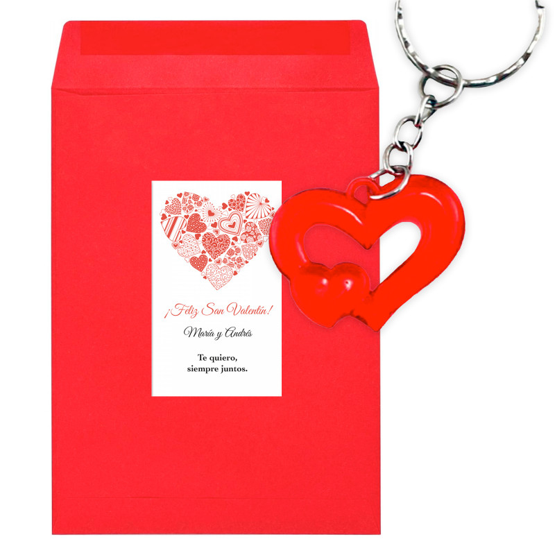Chaveiro coração em envelope kraft vermelho com adesivo romântico personalizável