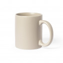 Taza personalizada para batizado com pelúcia e adesivo com impressão