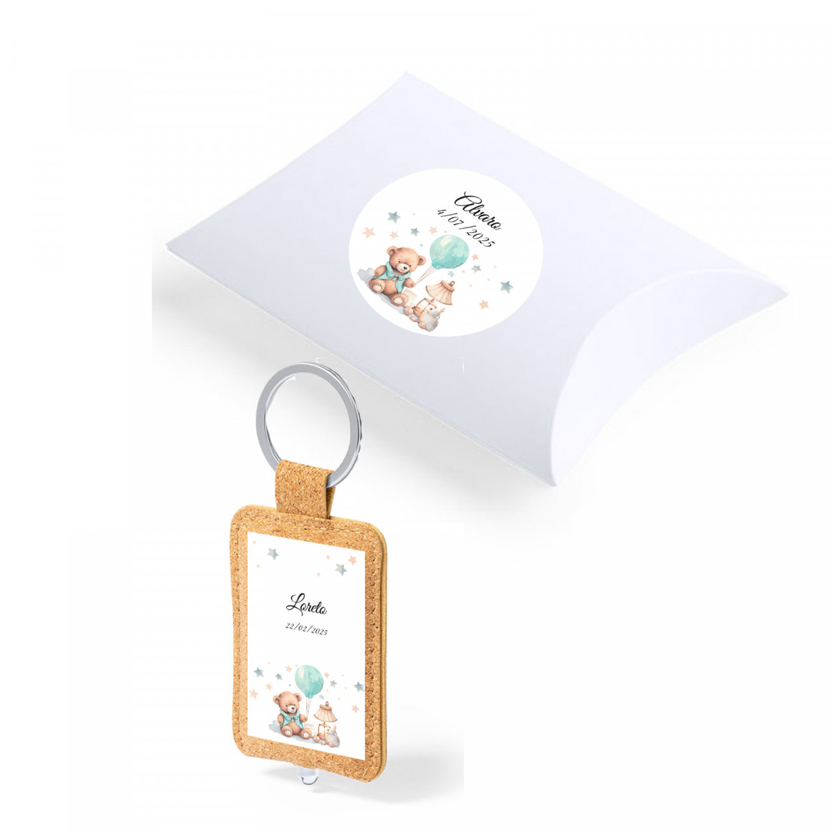 Chaveiro de cortiça com lanterna para presente de batizado