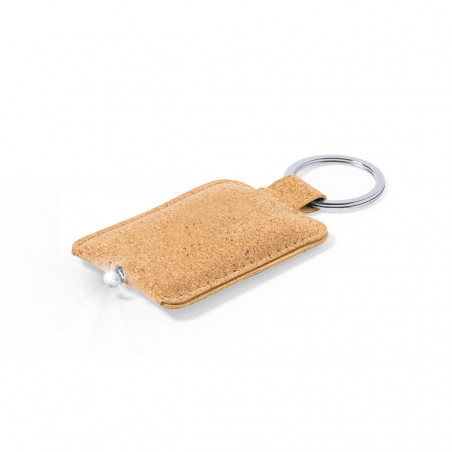 Chaveiro de cortiça com lanterna para presente de batizado