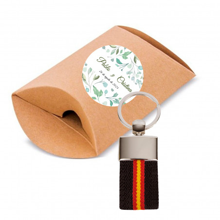 Chaveiro elegante em caixa kraft personalizável para detalhes