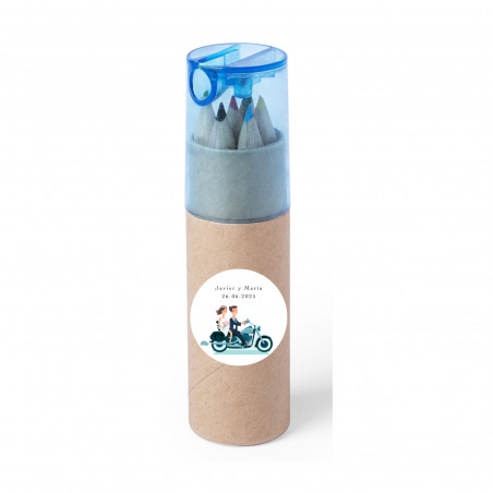 Lápis de cor em estojo personalizado com adesivo de casamento