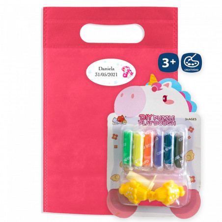 Plastilina colorida com design de unicórnio em bolsa fúcsia com adesivo personalizável para detalhes