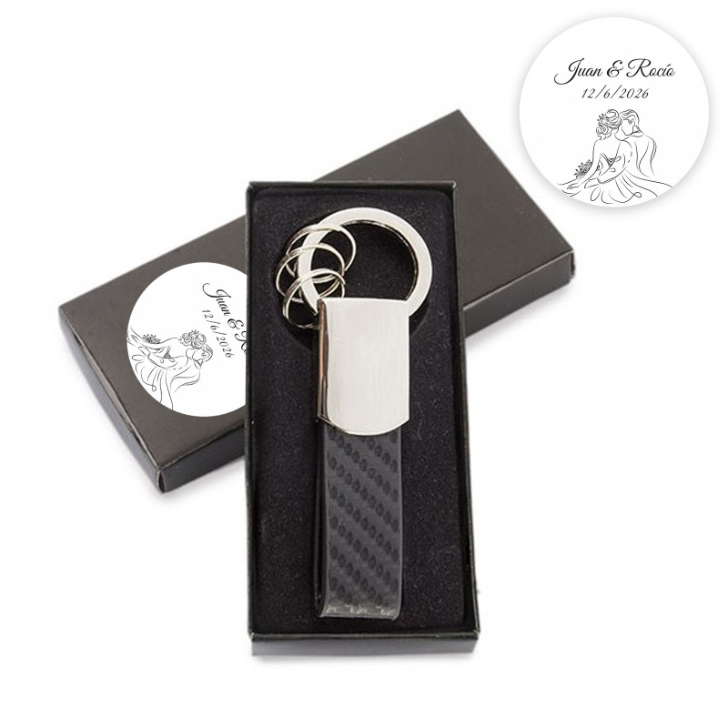 Chaveiro elegante em caixa de apresentação personalizada para detalhe de casamento
