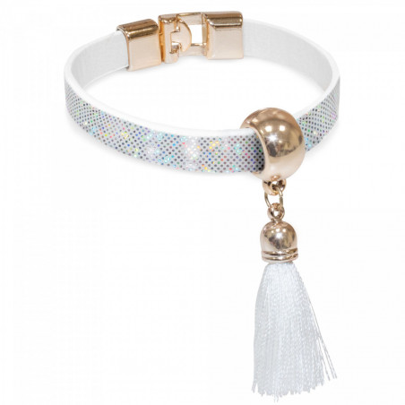 Pulseira branca com pompom e cartão de apresentação personalizado para batizados