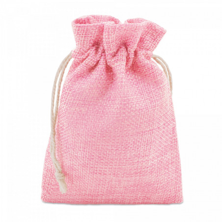 Bálsamo labial com formato de coração em bolsa rosa personalizada com batizado de menina