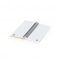 Caderno com post-its e folhas com adesivos de Natal para personalizar com uma frase