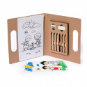Caderno para colorir com lápis de cor e folhas personalizadas para detalhes de eventos