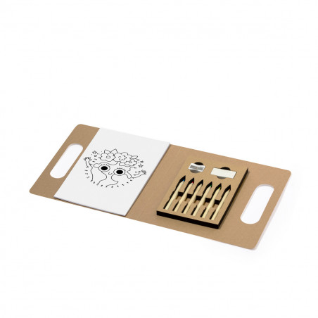 Caderno para colorir com lápis de cor e folhas personalizadas para detalhes de eventos