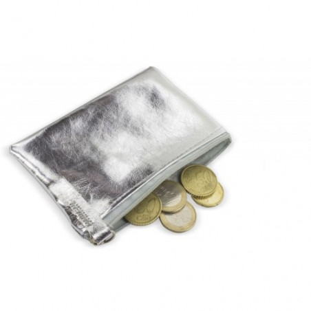 Bolsa prateada apresentada em bolsa com adesivo personalizado para batizado de menino