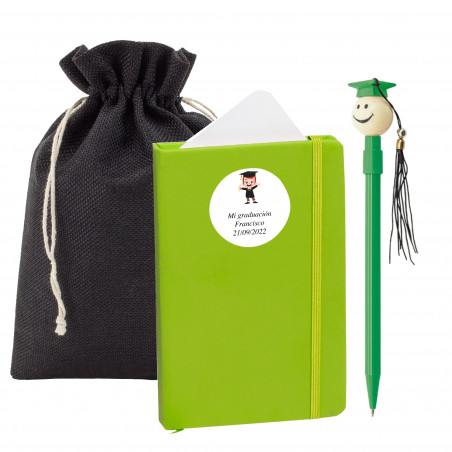 Caderno de formatura personalizado com caneta de formatura apresentado numa bolsa