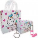 Chaveiro com porta-moedas e caneta batom com adesivo personalizado apresentado em bolsa de presente