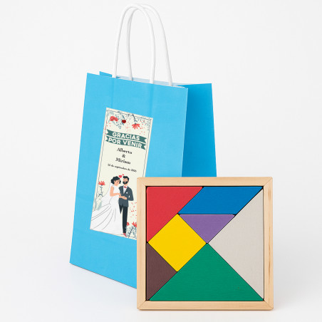 Quebra-cabeça de madeira em bolsa com adesivo personalizado para detalhes de casamentos
