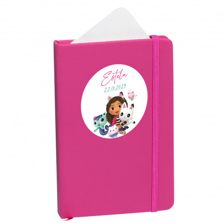 Caderno fúcsia personalizado com adesivo da Gabby de 5 cm